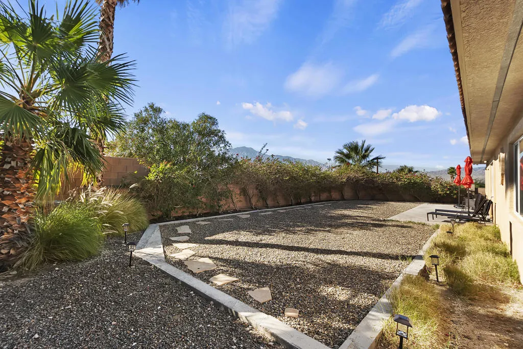 66900 Mission Lakes Boulevard, Desert Hot Springs, California 92240 home-pic-26